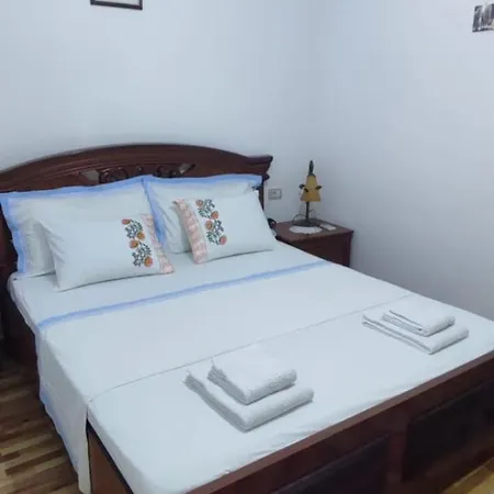 בית הארחה Baba Lluka 3*