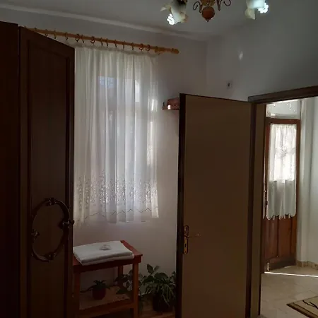 Baba Lluka Konukevi 3*